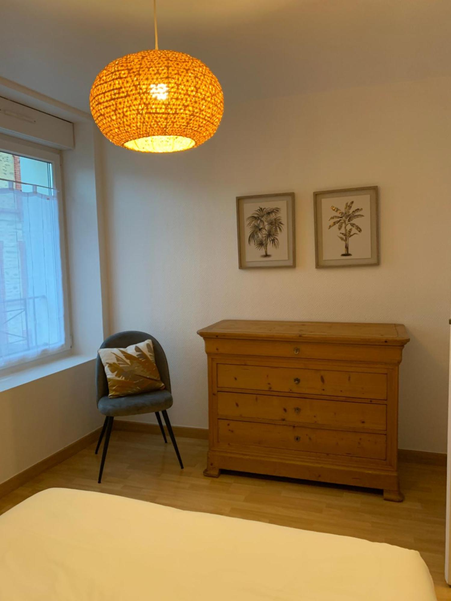 Agreable Maison Meublee 셰르부르 앙 코탱탕 외부 사진