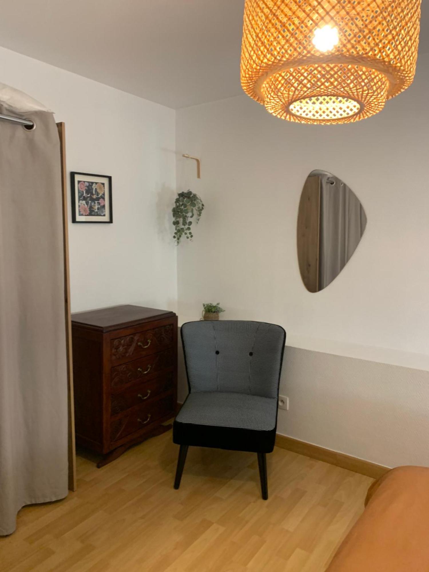 Agreable Maison Meublee 셰르부르 앙 코탱탕 외부 사진